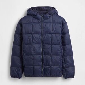 Gap Kids Recycled Lightweight Puffer Jacket in navy blue, size XXL.